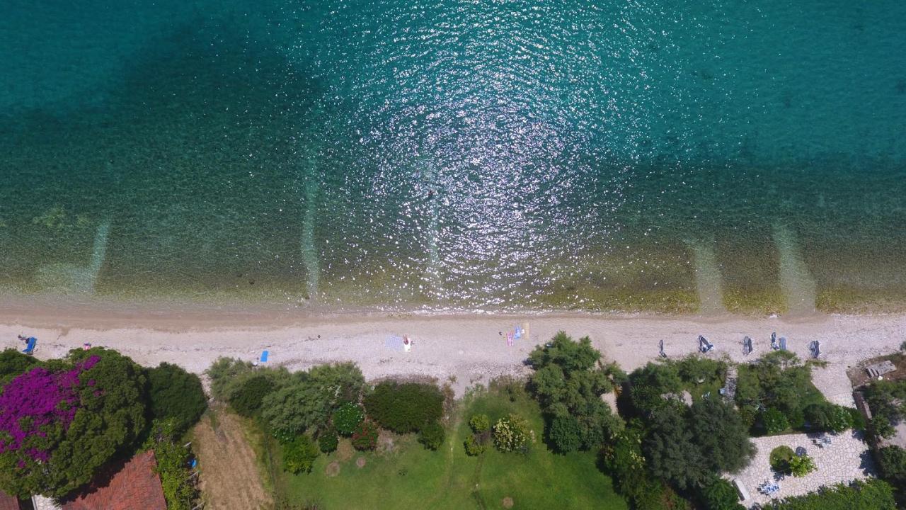 Arokaria Beach House Никиана Екстериор снимка